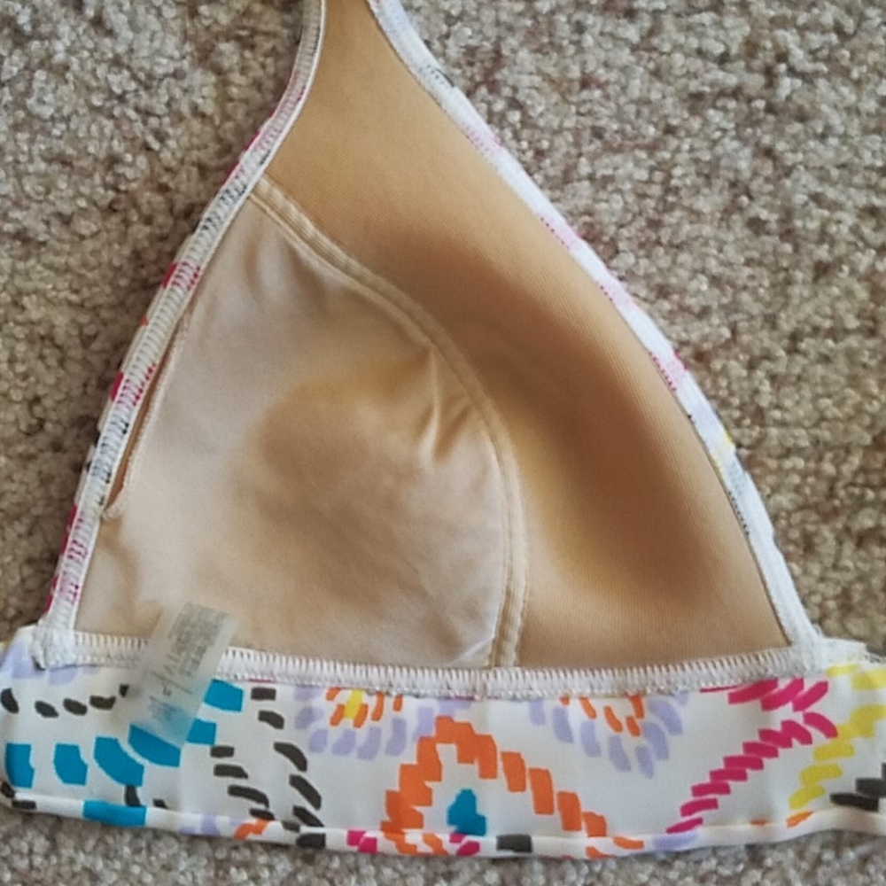 Victoria's Secret halter bikini top - Picture 6 of 9